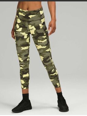 Lululemon camo leggings size 2